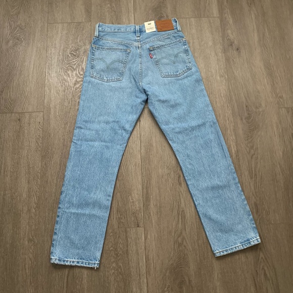 Levi’s 501® ORIGINAL CROPPED WOMEN'S JEANS - Picture 3 of 11